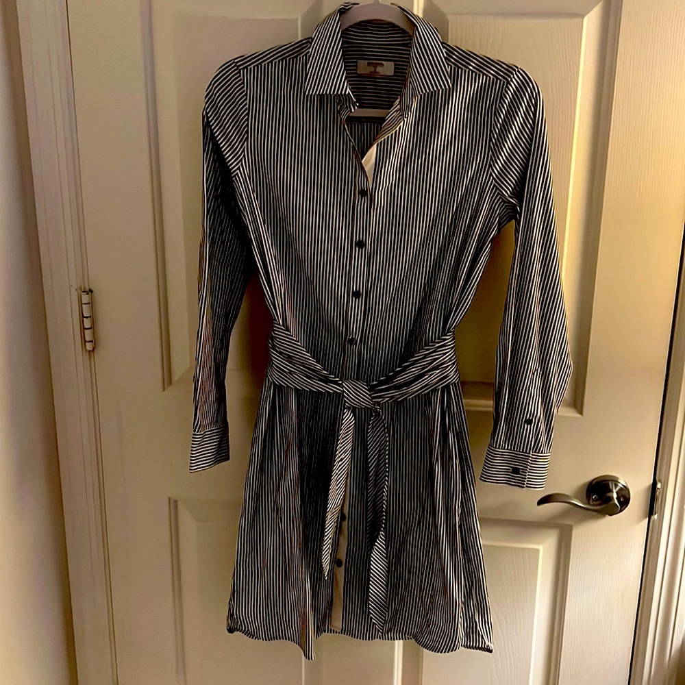 Untuckit shirt dress